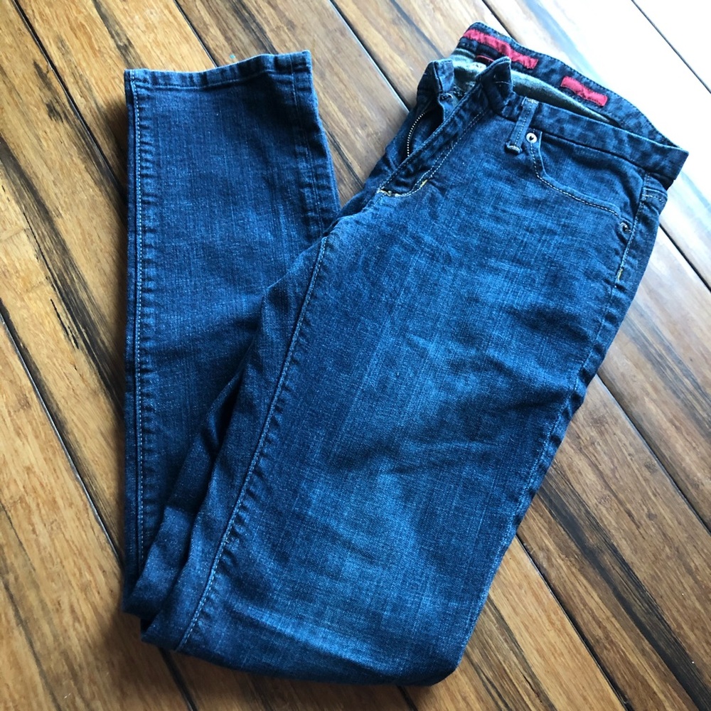Banana rep dark wash limited edition straight leg